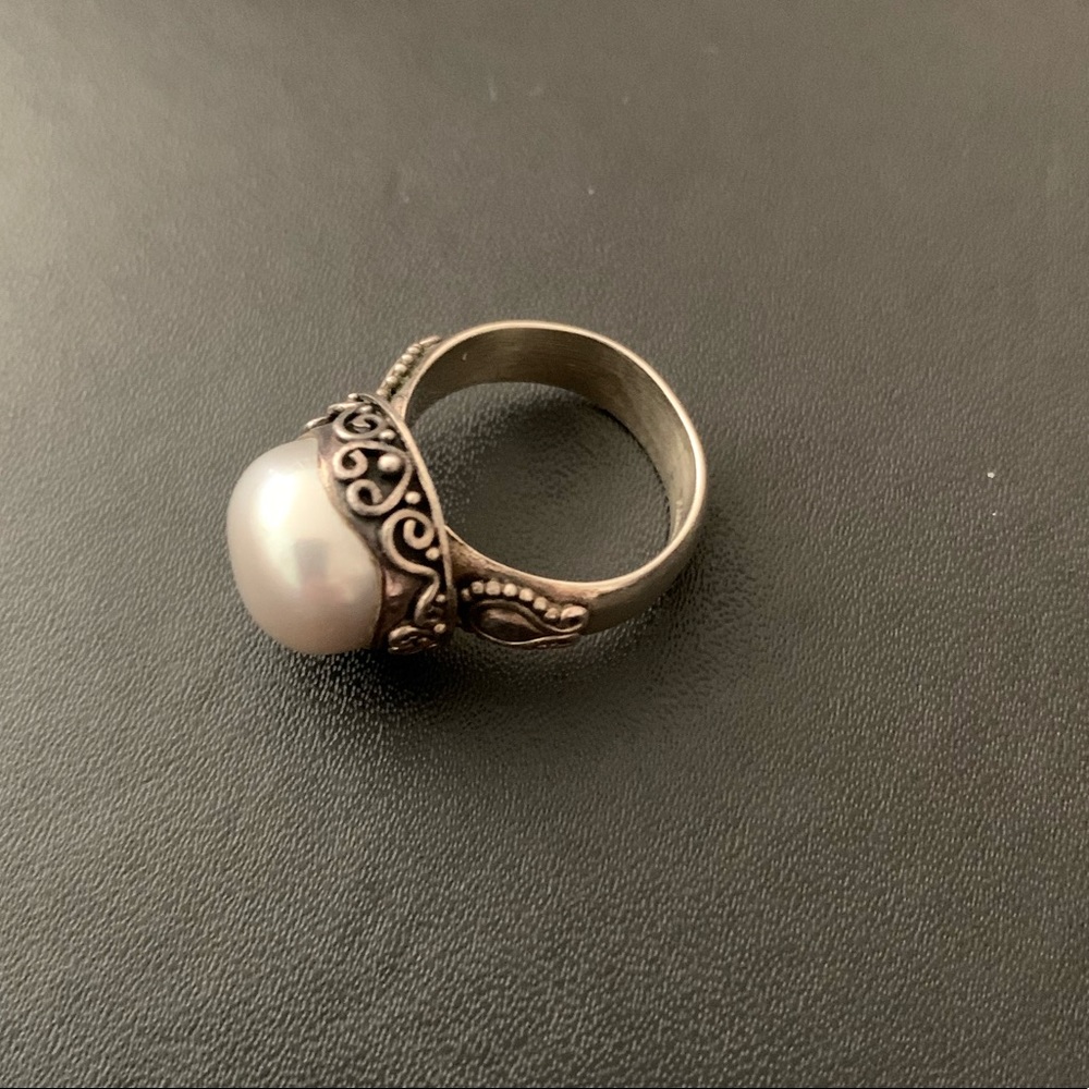 Suarti Sterling & Grey Pearl Ring